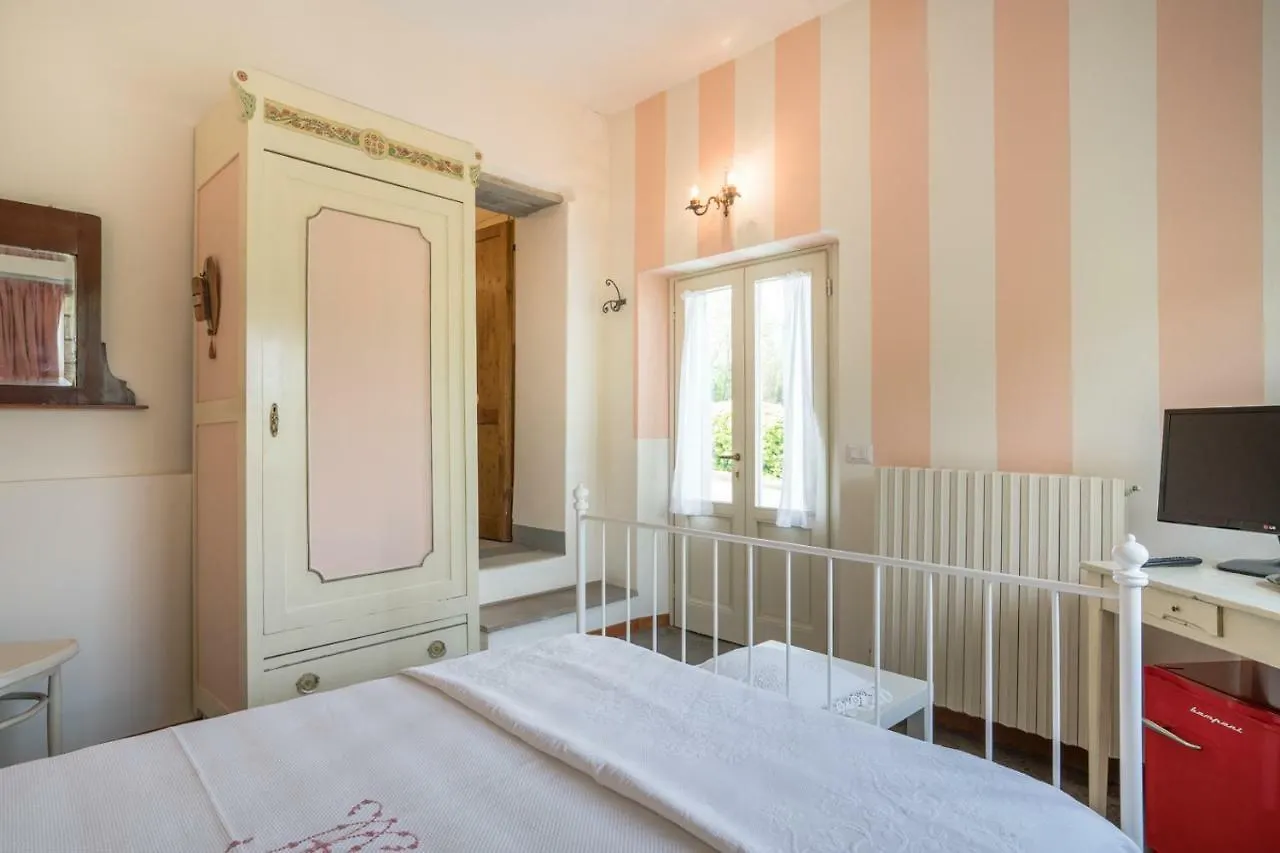 B&B Rosso Baccara Bed & Breakfast Montevettolini