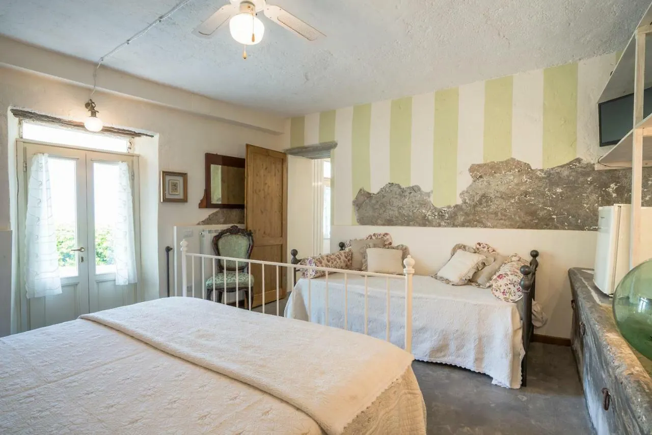 Montevettolini B&B Rosso Baccara איטליה